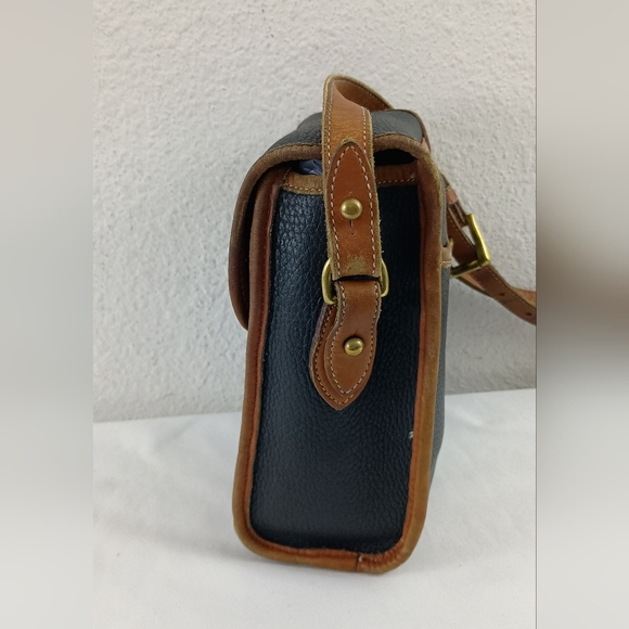 Dooney & Bourke Vintage All Weather Leather Essex Black Tan Crossbody Bag - Picture 5 of 14
